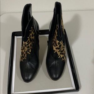 Beverly Feldman ankle boots